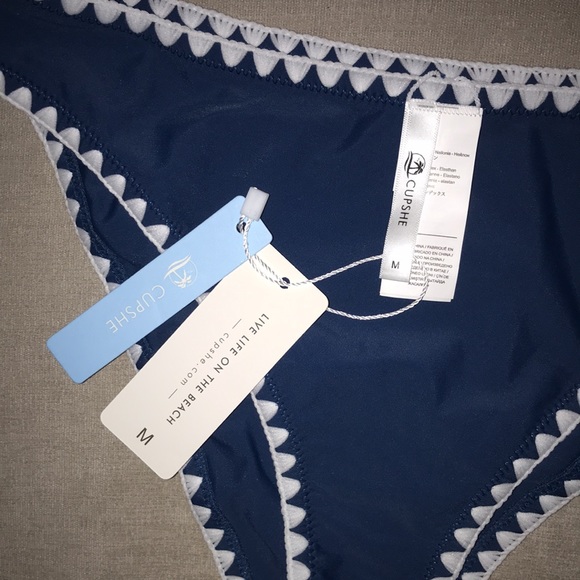 💙NEW WITH TAGS💙 bikini - Picture 2 of 8